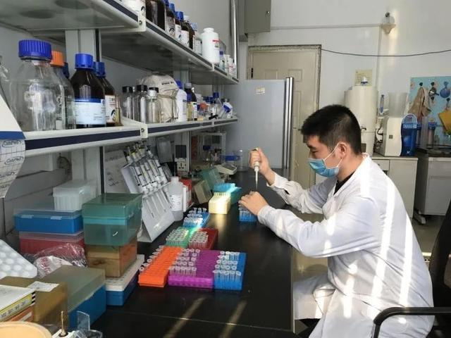 20天！“80后”教授火速推出新冠中西醫(yī)輔助產(chǎn)品 生物技術研發(fā)背后的響應速度